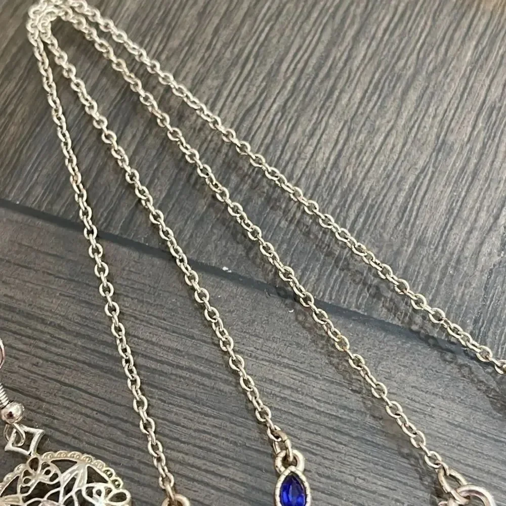 Avon 2015 Royal Knights Necklace Elegant Silver and Blue Jewelry Set